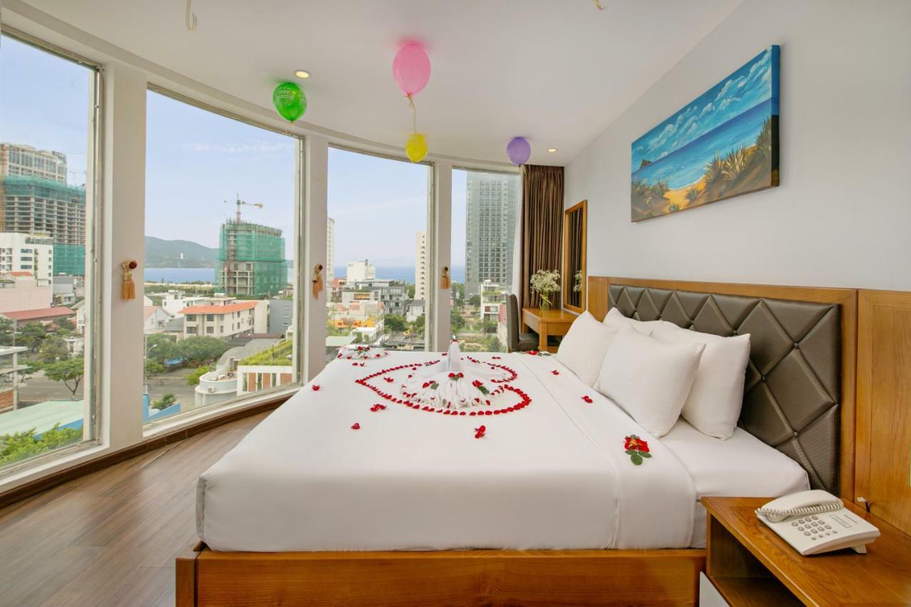 La Beach Hotel Da Nang Exteriör bild